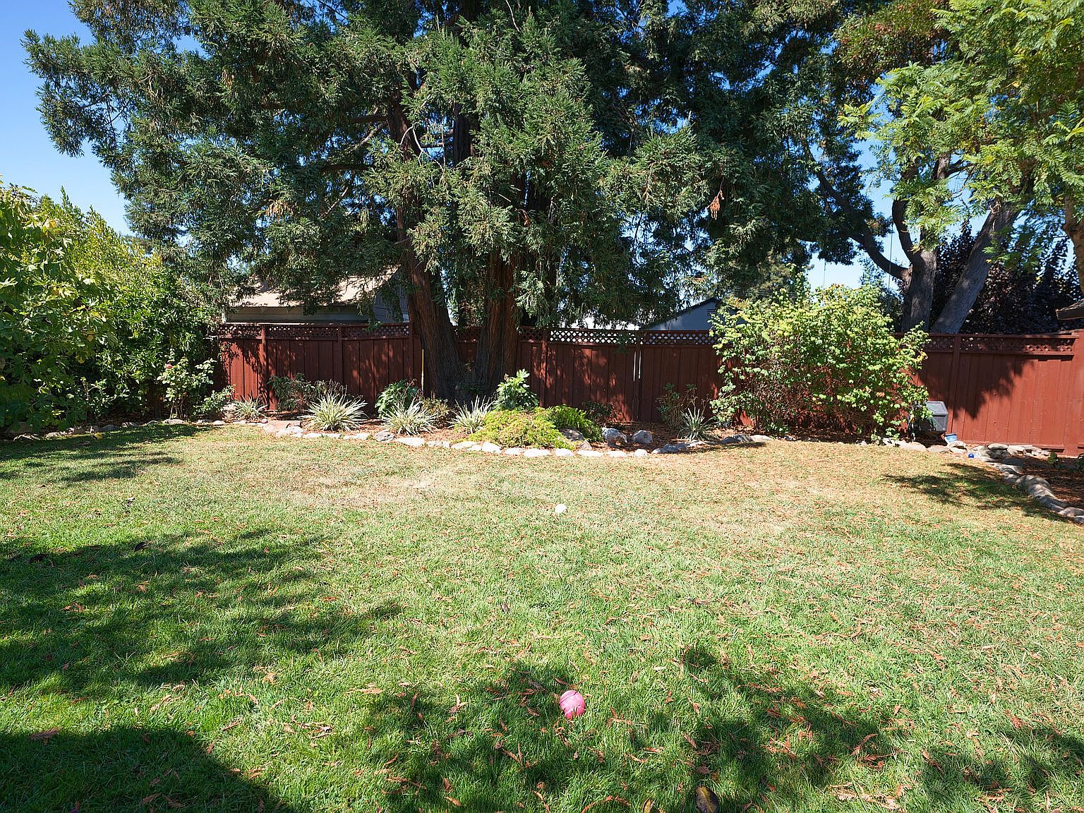 142 30th Ave photo 2