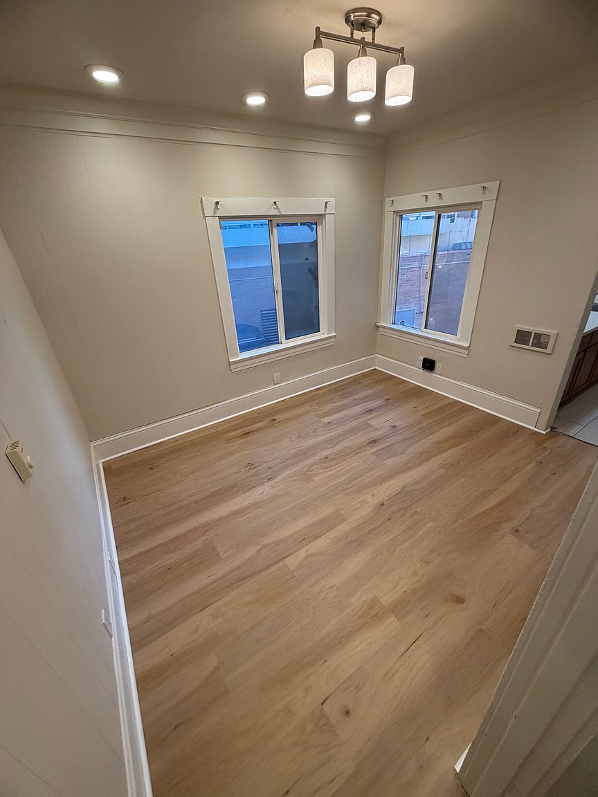 16 Vernon St photo 5