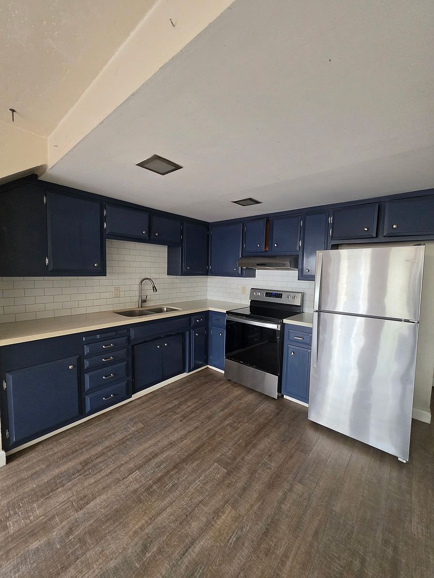 207 Cherry Ave photo 5
