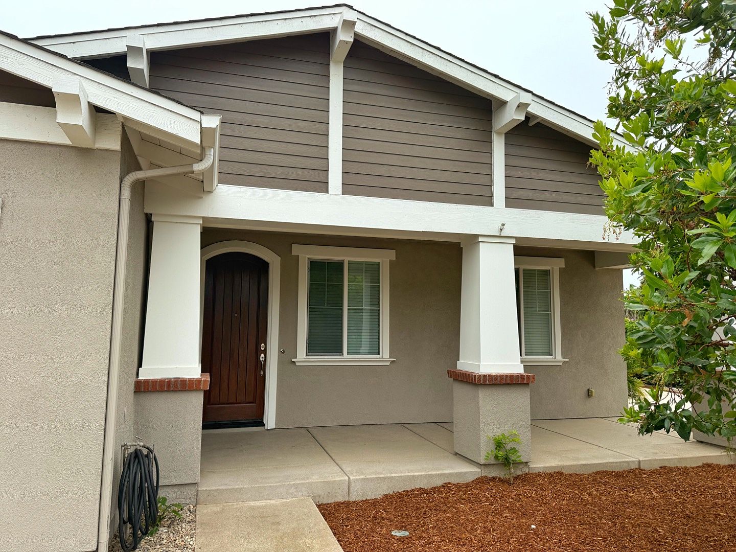 1099 Buena Vista Way photo 3