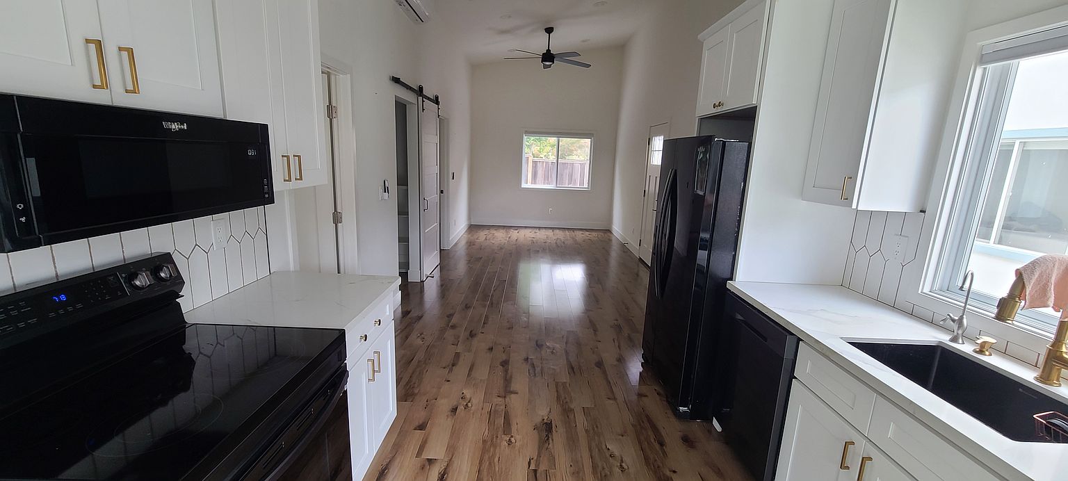 2178B Hikido Dr photo 3