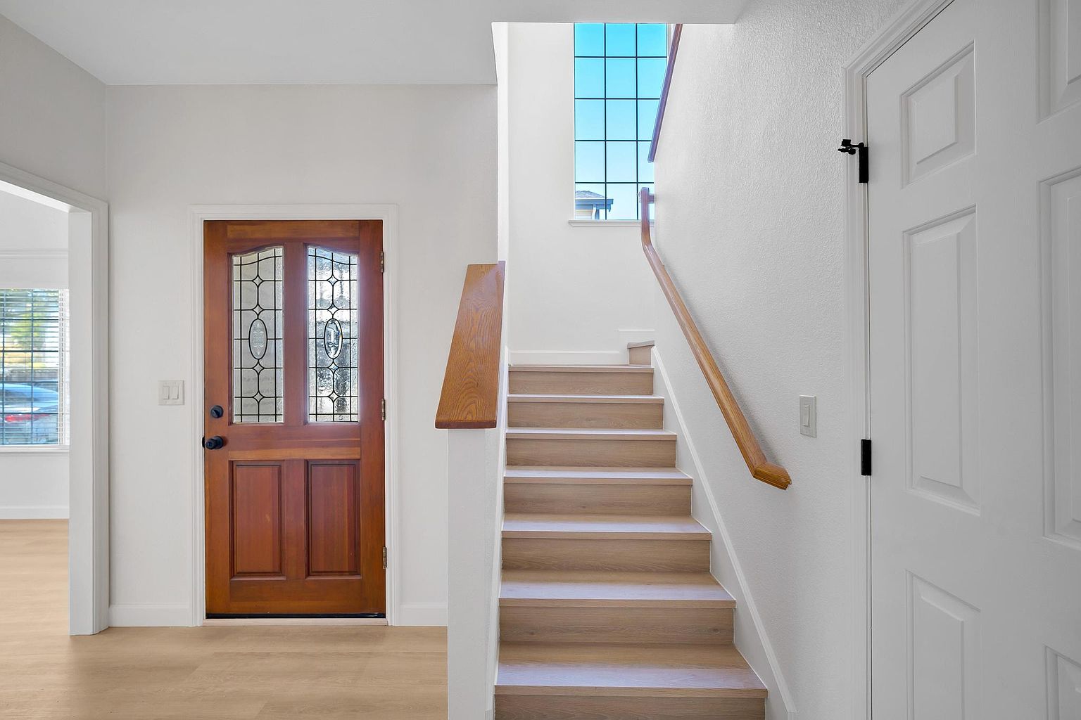 125 Chestnut Ave photo 5