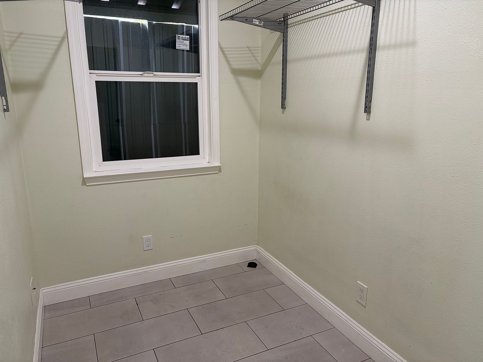 4326 Bond St photo 3