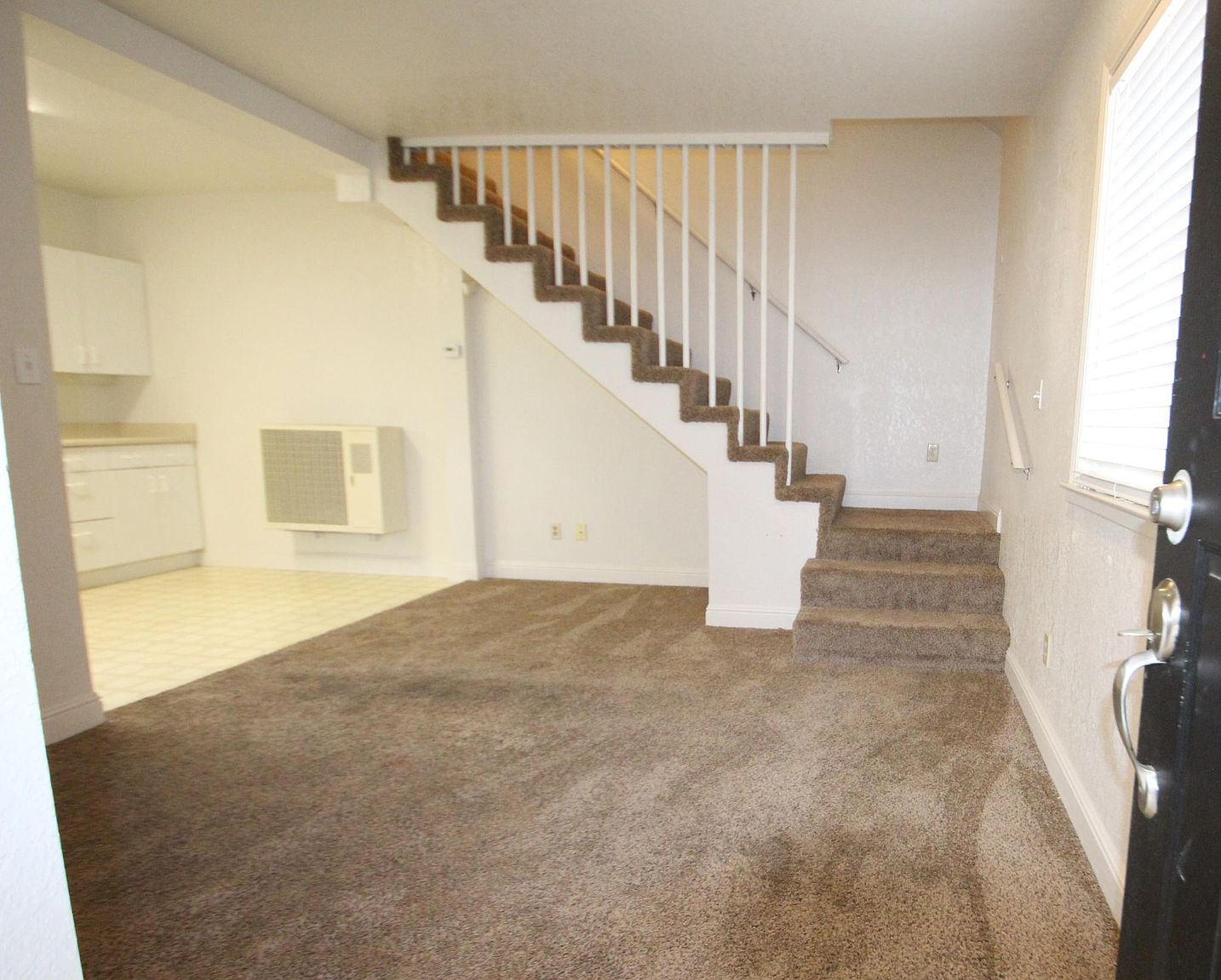 310B Warren St photo 2