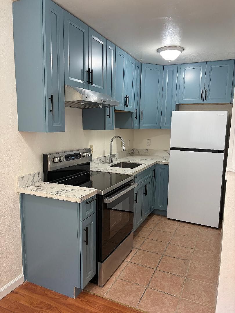 1625 Alum Rock Ave photo 4
