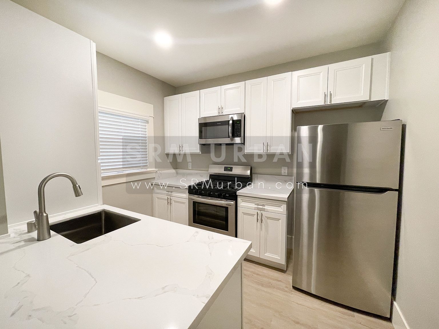 1556 8th Ave photo 5