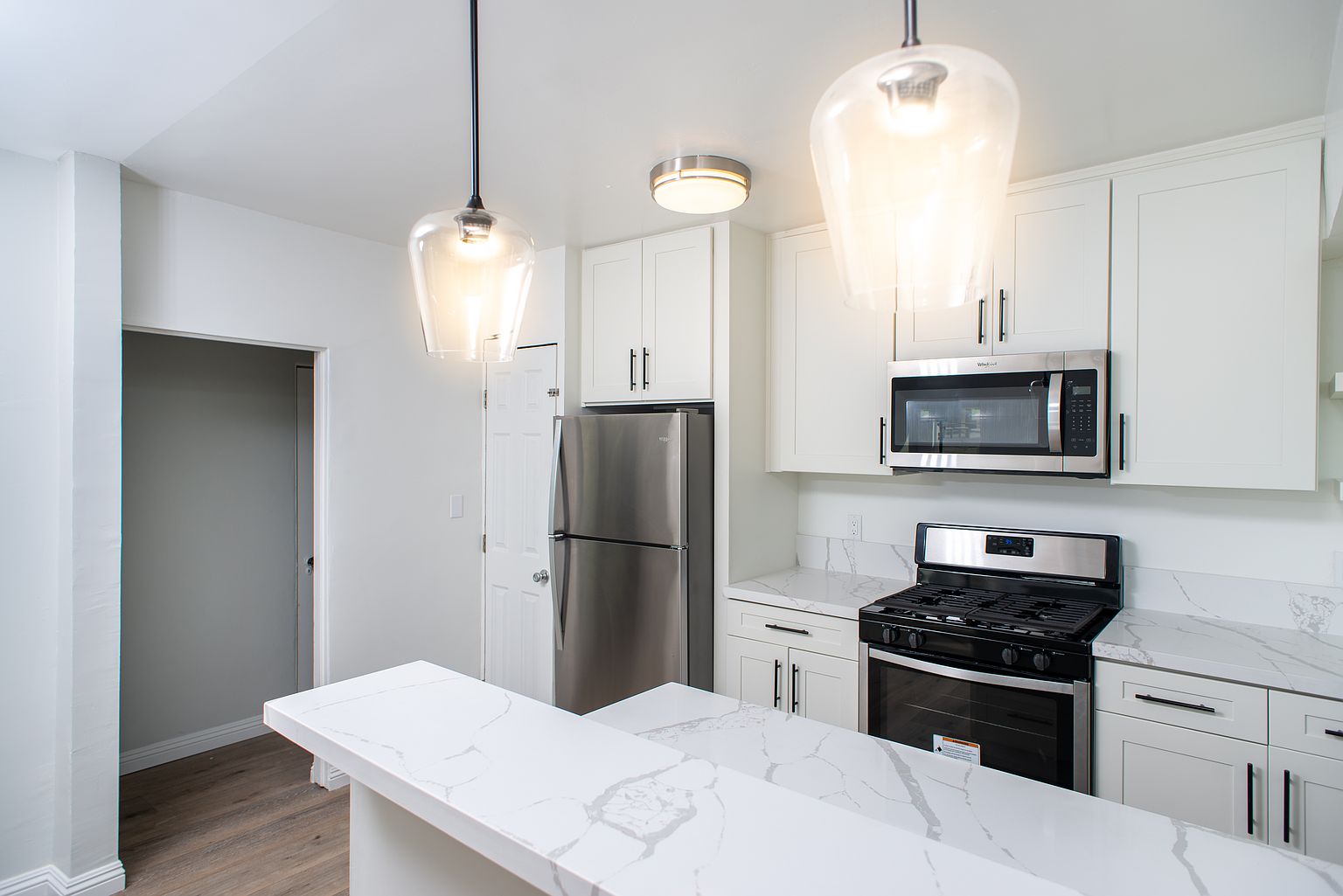 3968 32nd St photo 4