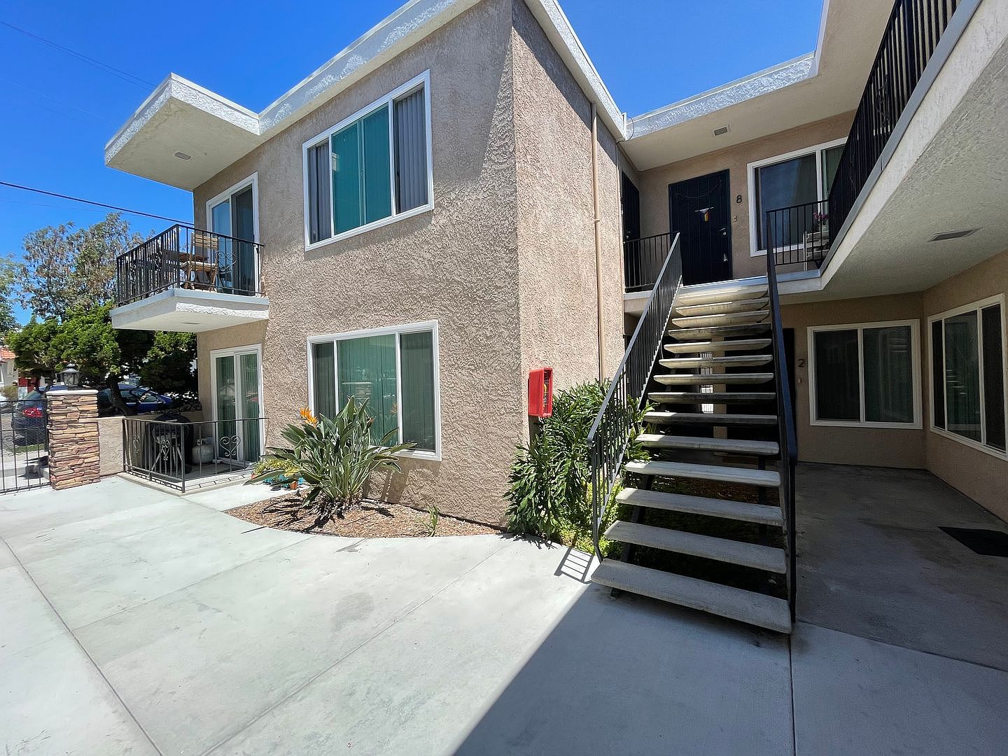 1 br / 1.0 ba, $0 photo 4
