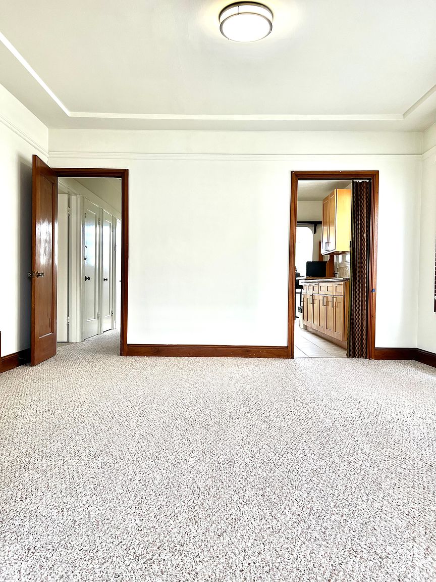 2BR/1BA Other on Rae Ave · San Francisco photo 4