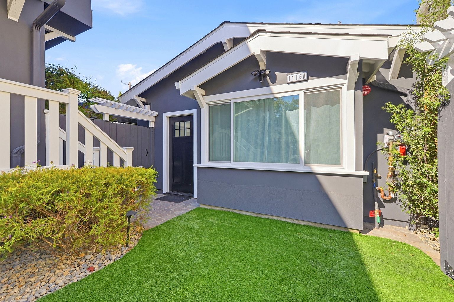 1116A Paloma Ave photo 4