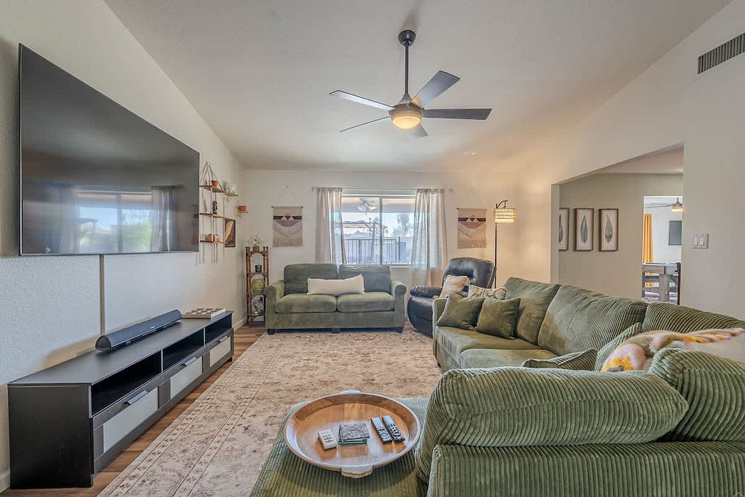 1433 W Peralta Ave