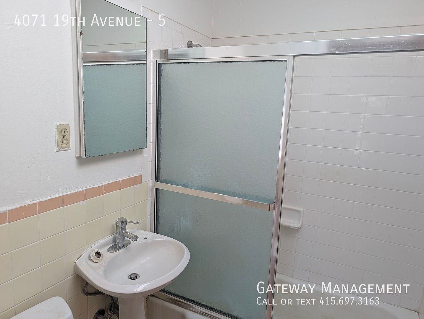 4071 19th Ave photo 3