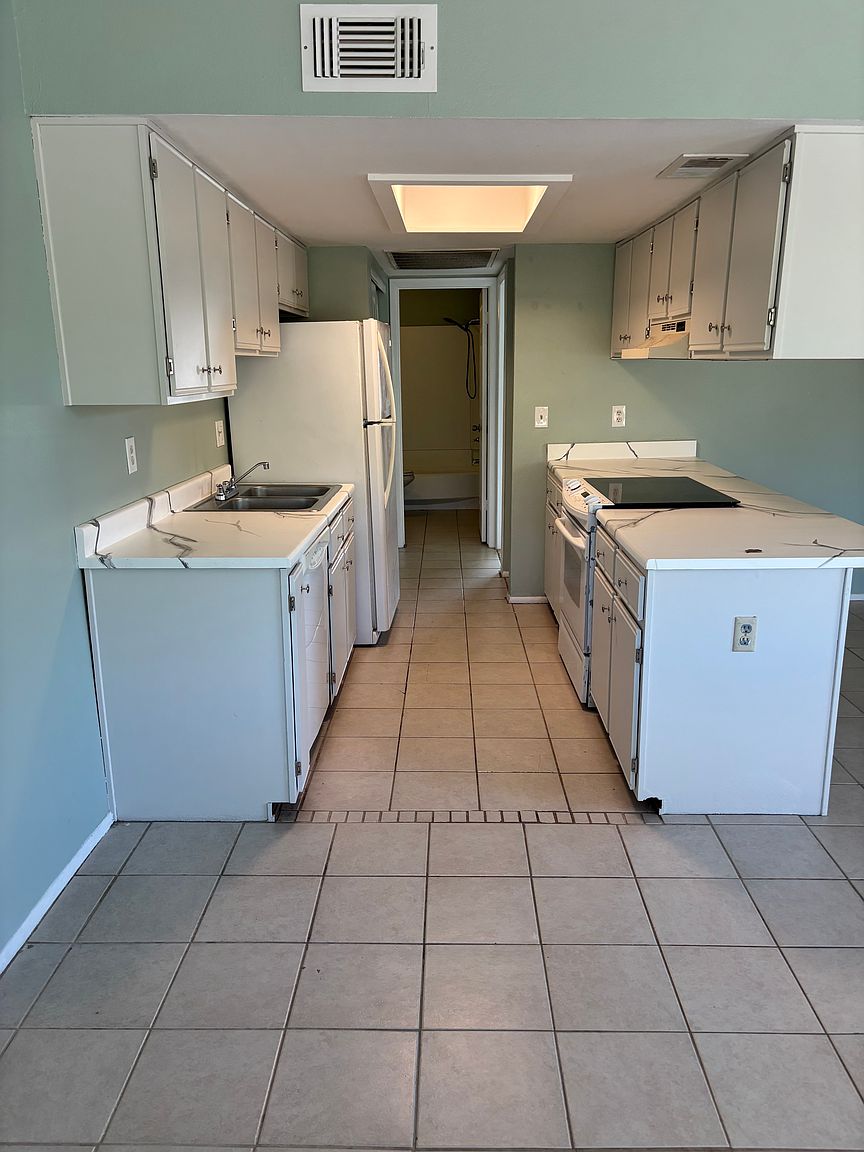 37433 N Ootam Rd photo 2