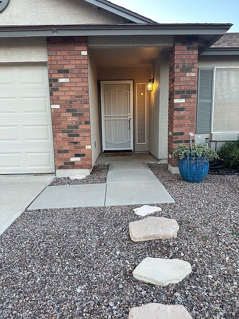 1700 S Weaver Dr photo 2