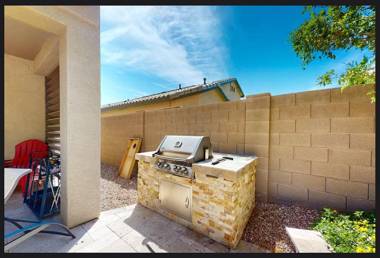 3010 W Espartero Way photo 3