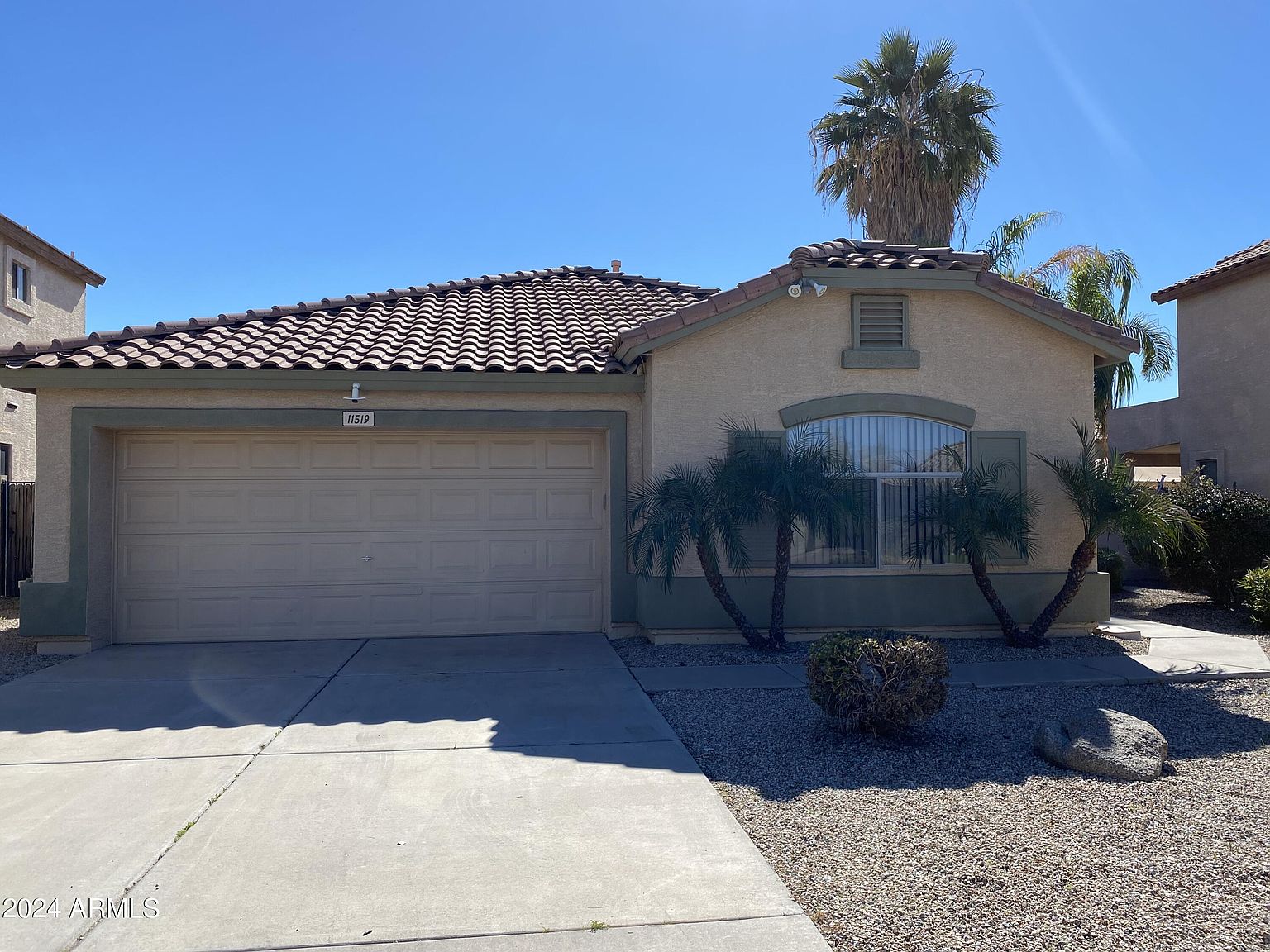 11519 E Persimmon Ave Mesa, AZ 85212 photo 2