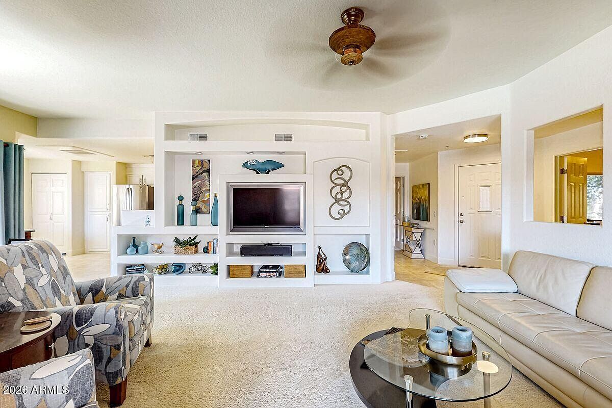 9455 E Raintree Dr photo 4