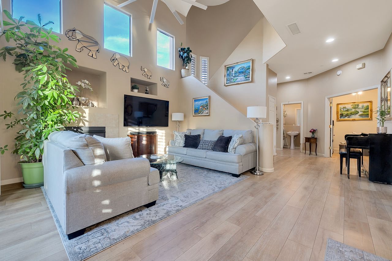 16420 N Thompson Peak Pkwy Scottsdale, AZ 85260 photo 5