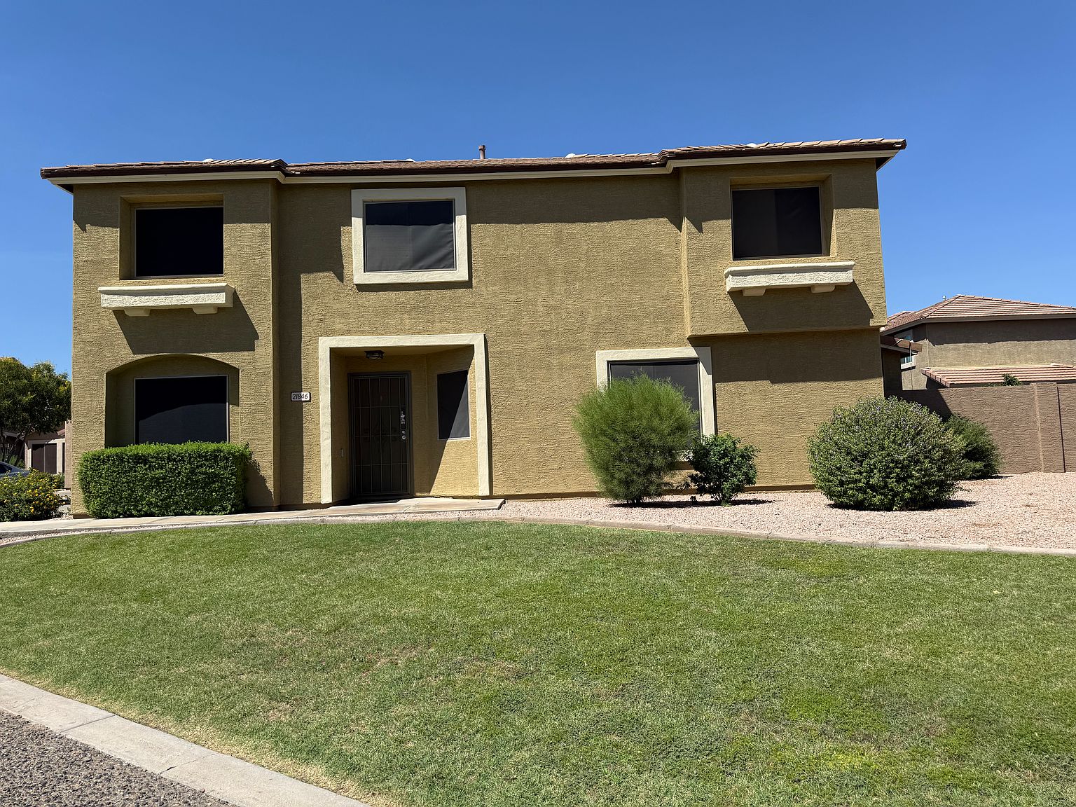 21846 N 40th Way Phoenix, AZ 85050 photo 4