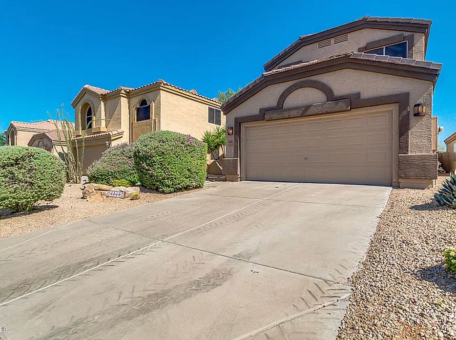4208 E Desert Sky Ct photo 2