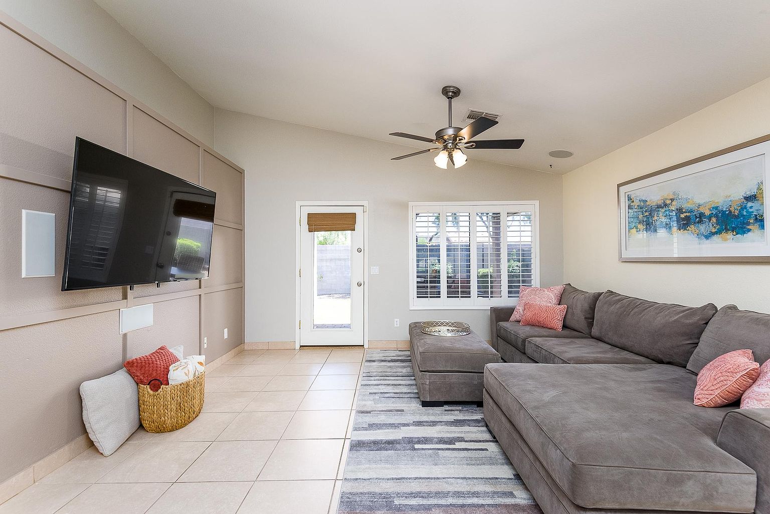 8161 W Pontiac Dr Peoria, AZ 85382 photo 3