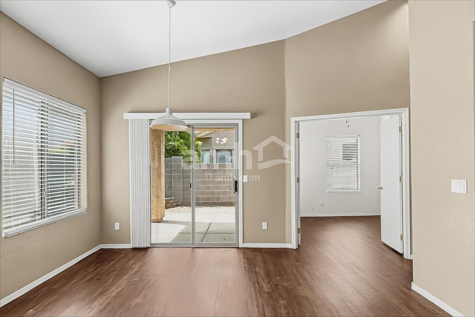5839 E Nathan St photo 5