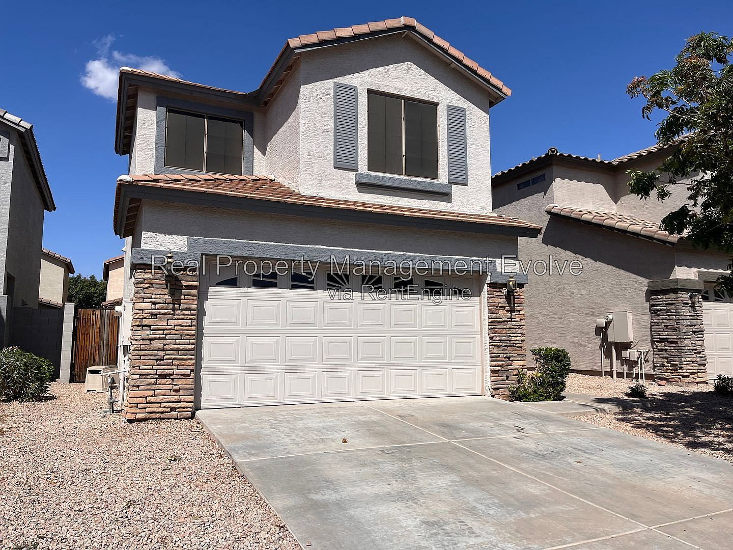 2060 N 30th St Mesa, AZ 85213 photo 2
