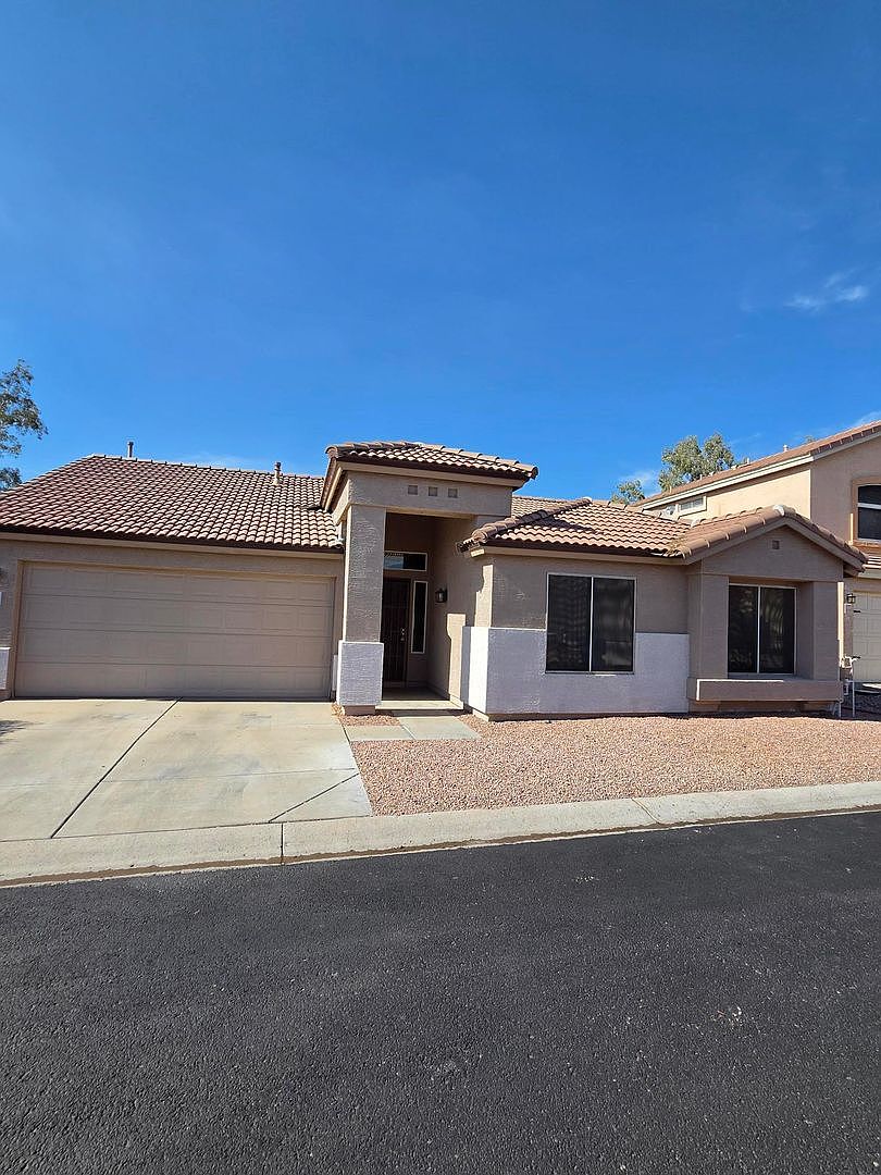 6712 E Riverdale St Mesa, AZ 85215 photo 2