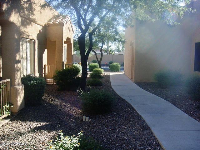 8800 N 107th Ave Peoria, AZ 85345 photo 2