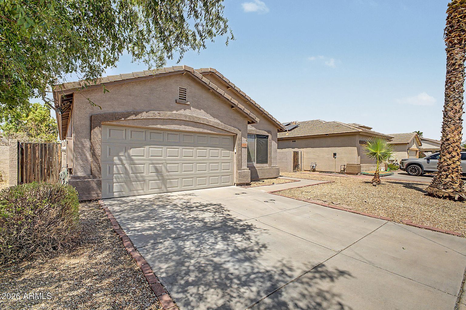 6622 W Golden Ln photo 3