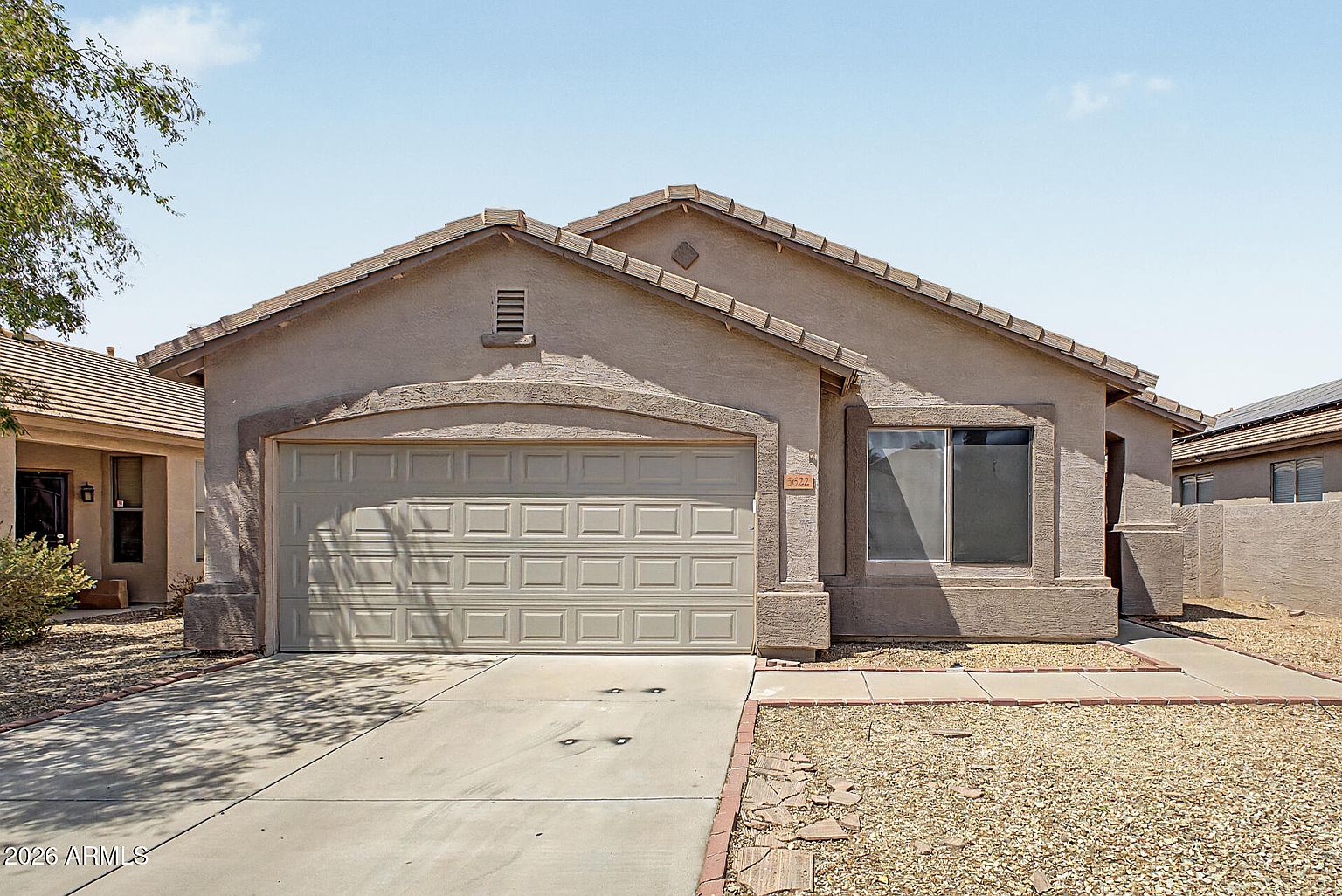 6622 W Golden Ln photo 2