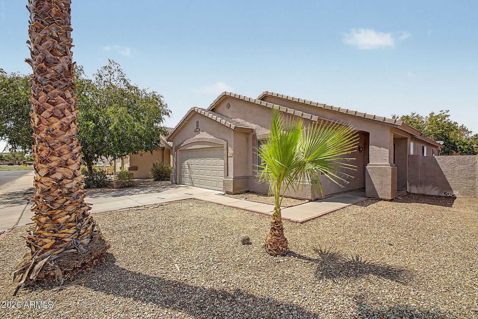 6622 W Golden Ln photo 5