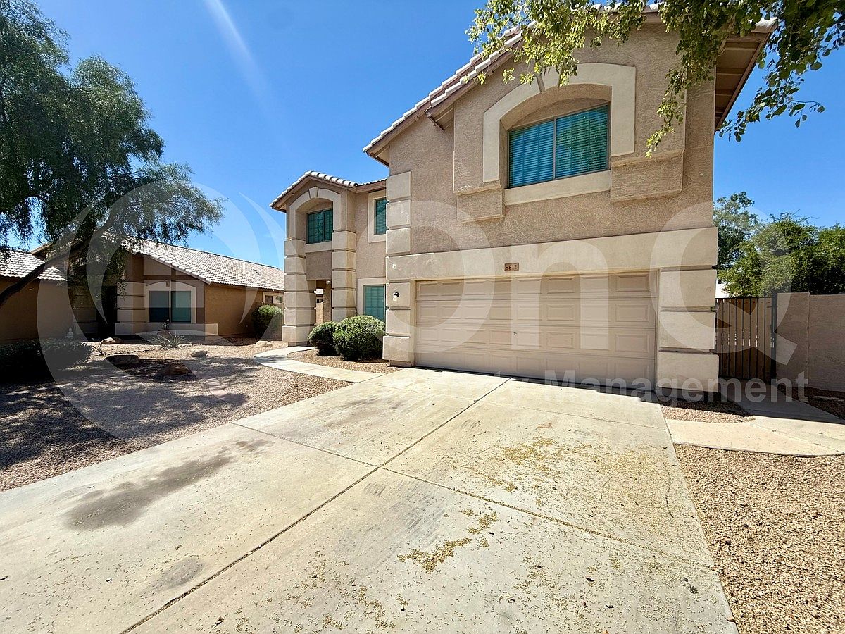 8812 N 67th Dr Peoria, AZ 85345 photo 4