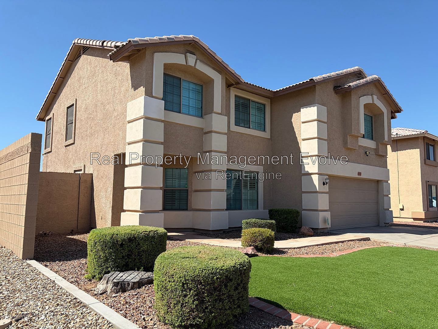 6903 W Lawrence Ln photo 3