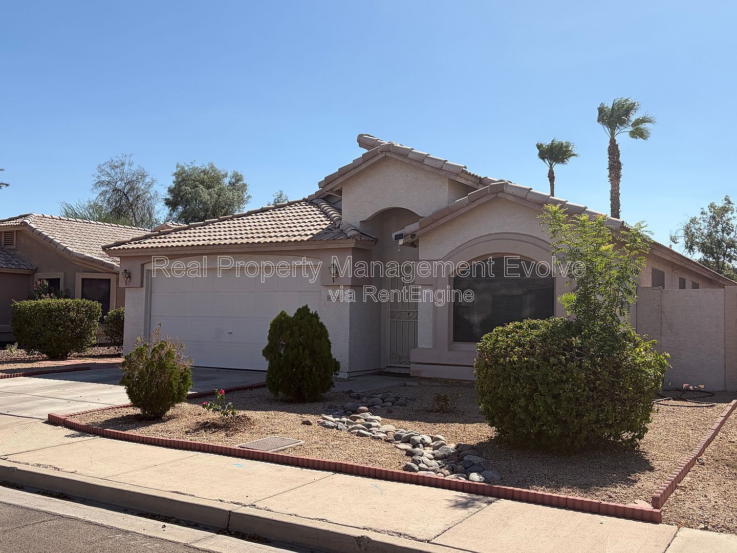 7816 N 54th Ln Glendale, AZ 85301 photo 4
