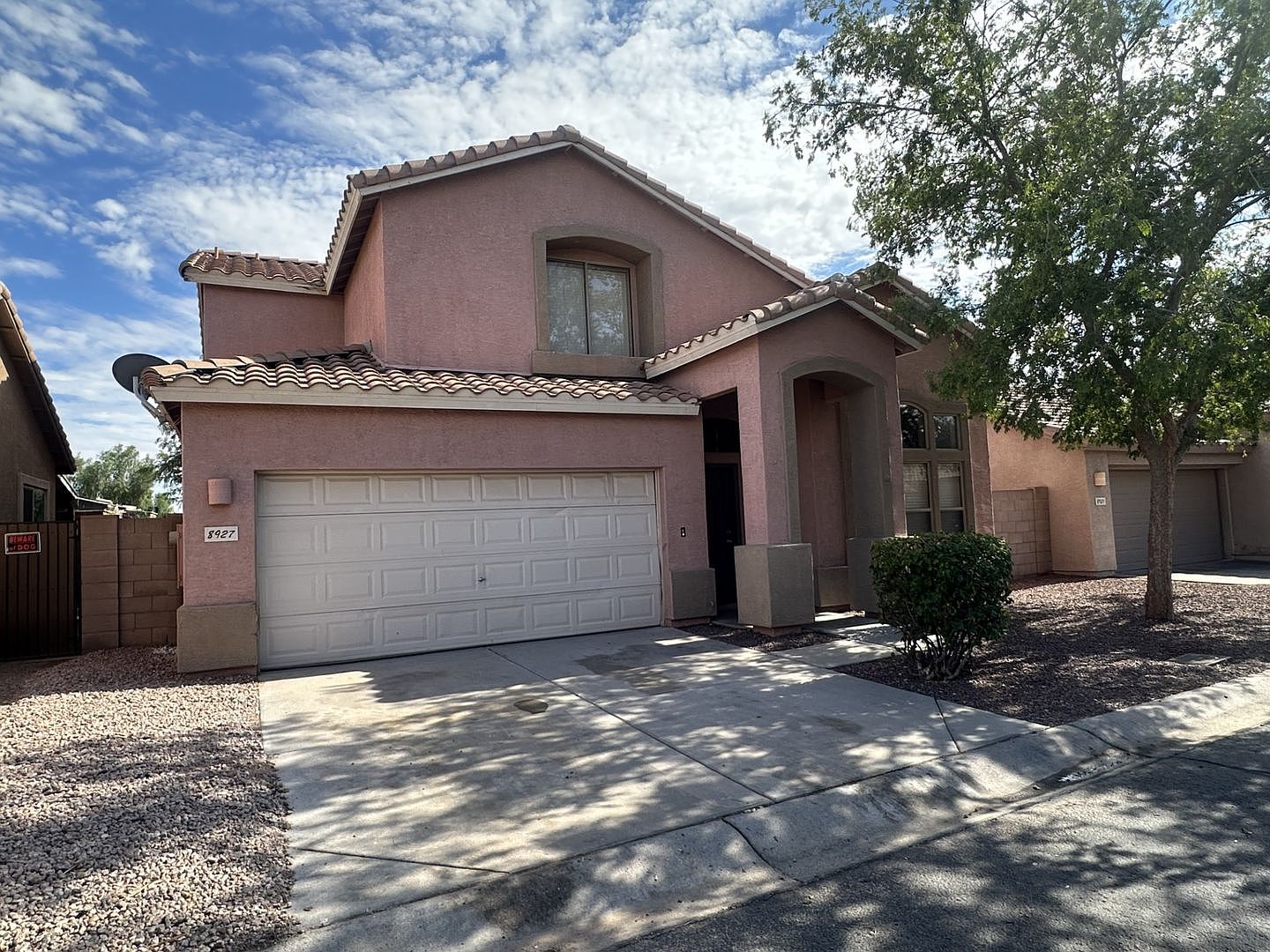 For Lease – 3 Bedroom, 2.5 Bath Two Story Home With Community Pool photo 3