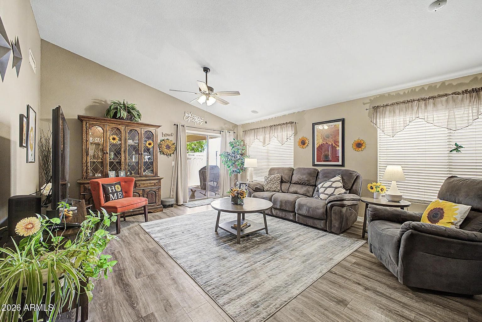 408 N Opal photo 2