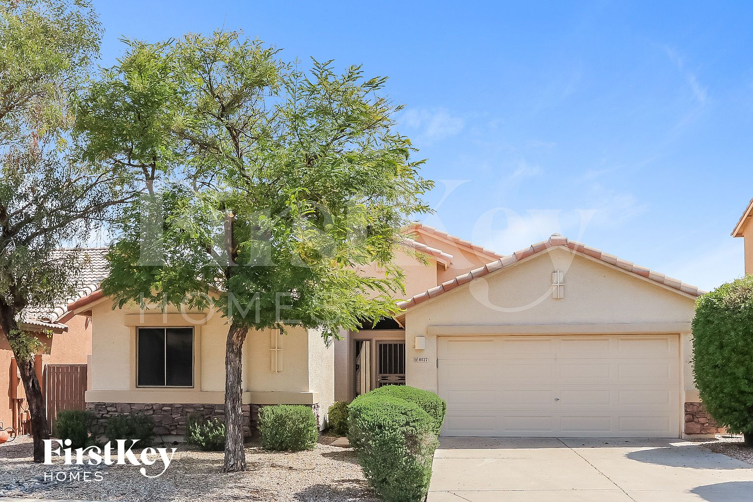 8027 S 27th Way Phoenix, AZ 85042 photo 2