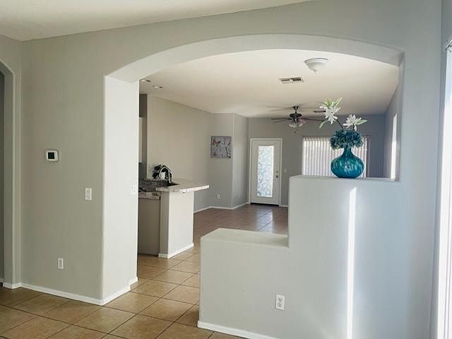 3702 E Longhorn Dr photo 5