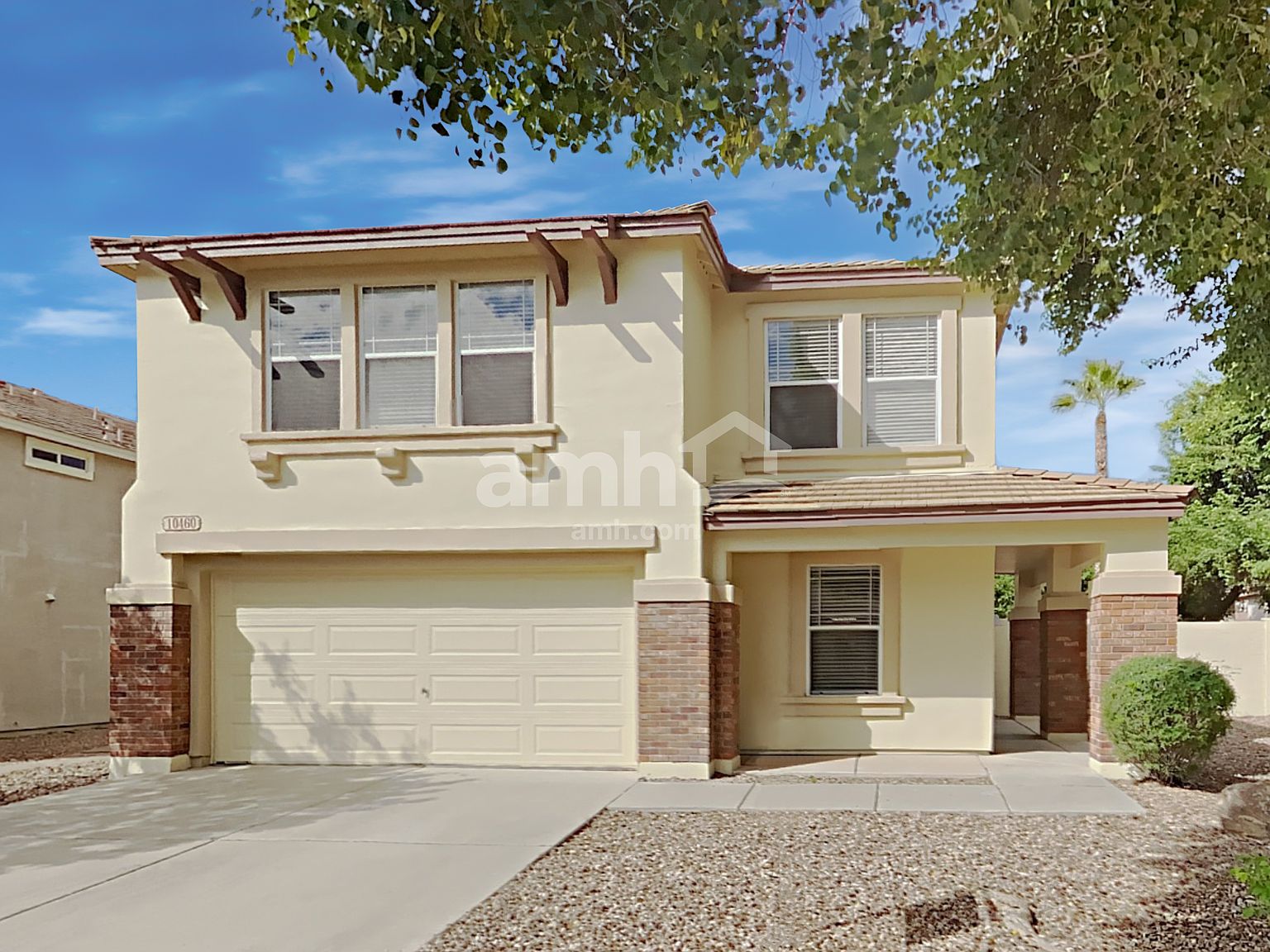 10460 E Obispo Ave photo 2