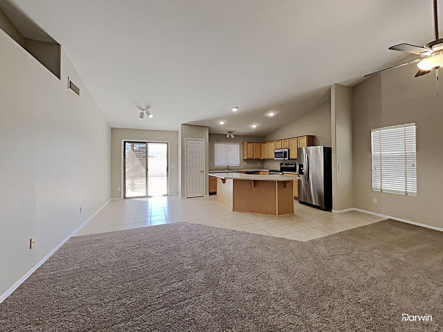 16206 N 137th Dr photo 2