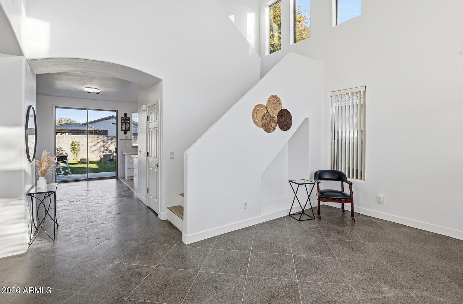 220 W BEECHNUT Place photo 5