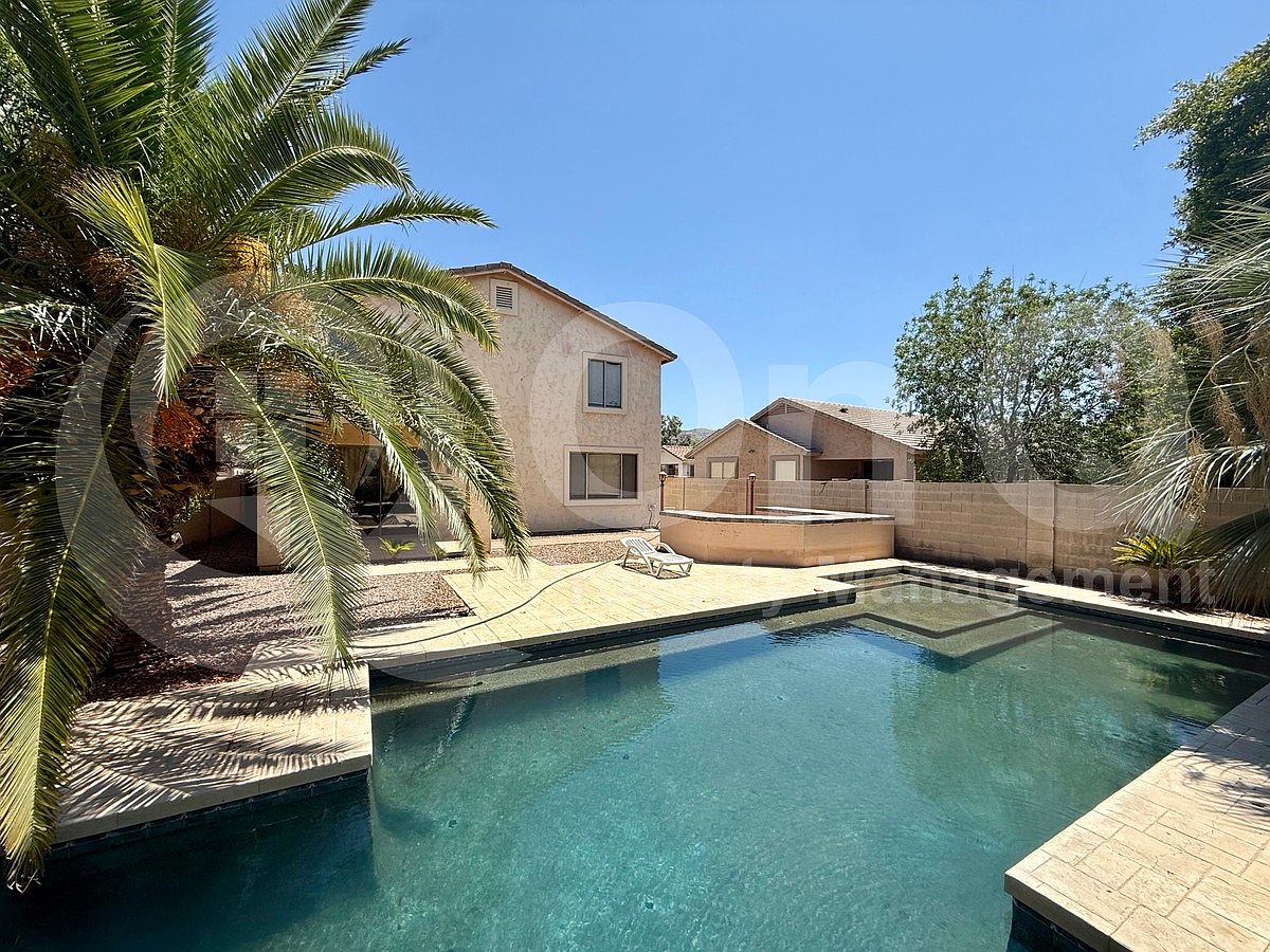 2450 E Darrel Rd Phoenix, AZ 85042 photo 3