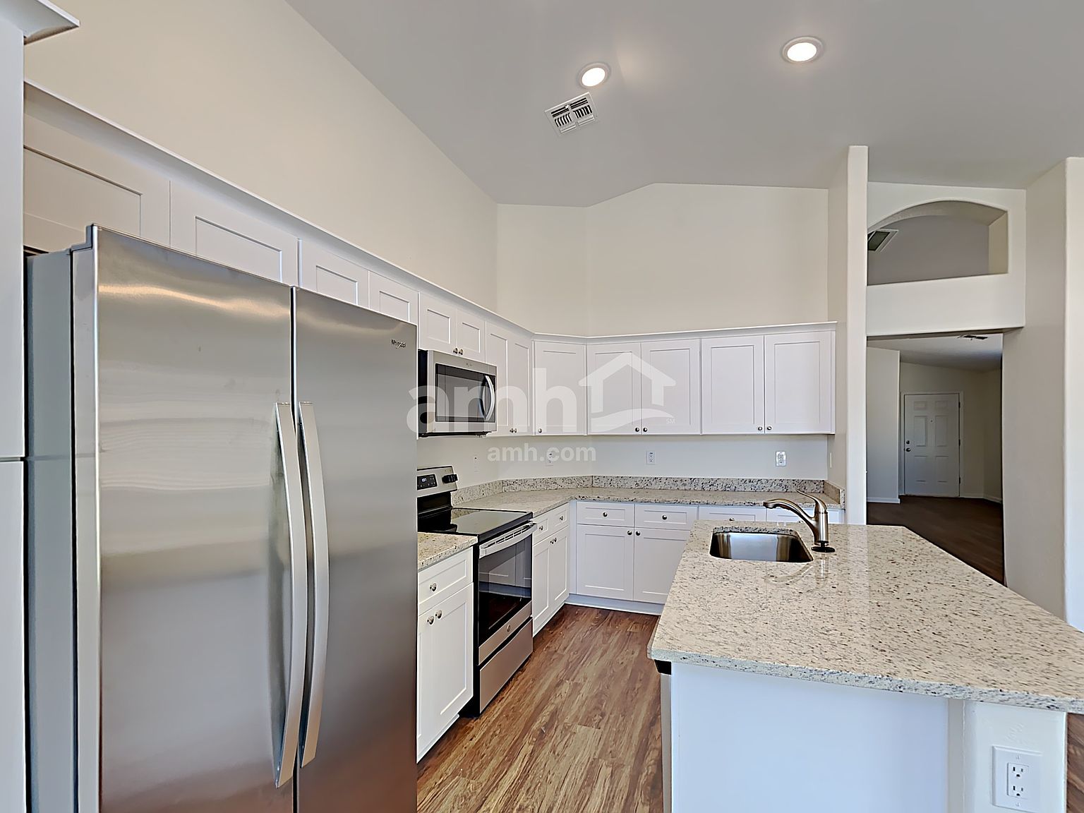 15848 W Jefferson St photo 5