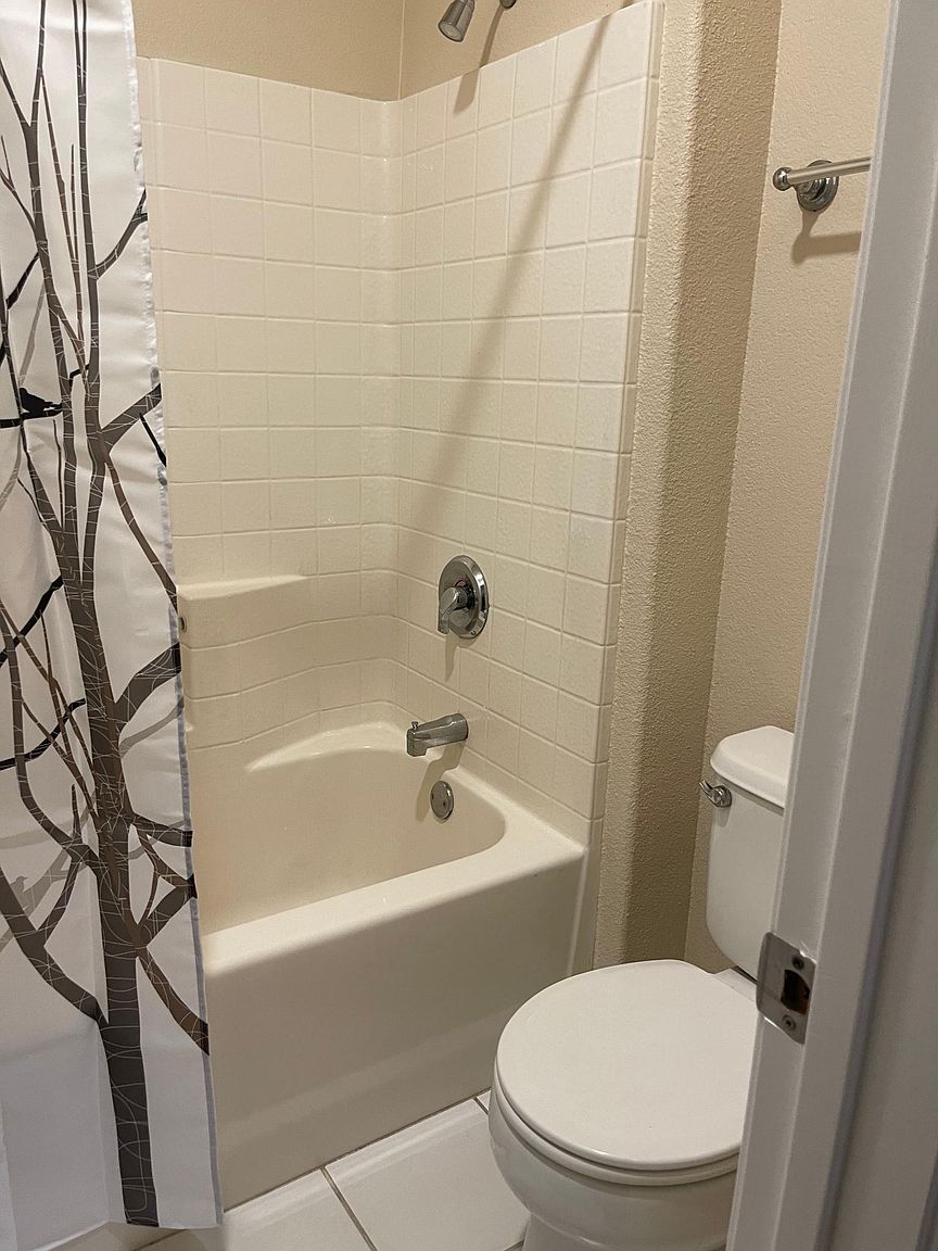 1200 Landover Ct photo 5