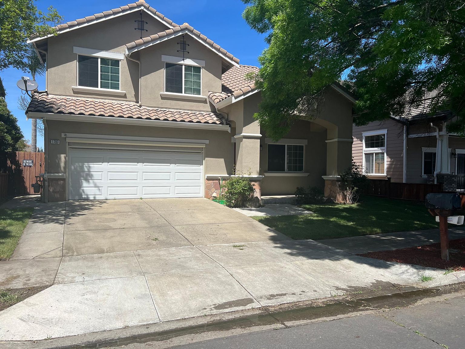 1783 Corte Vista St photo 2