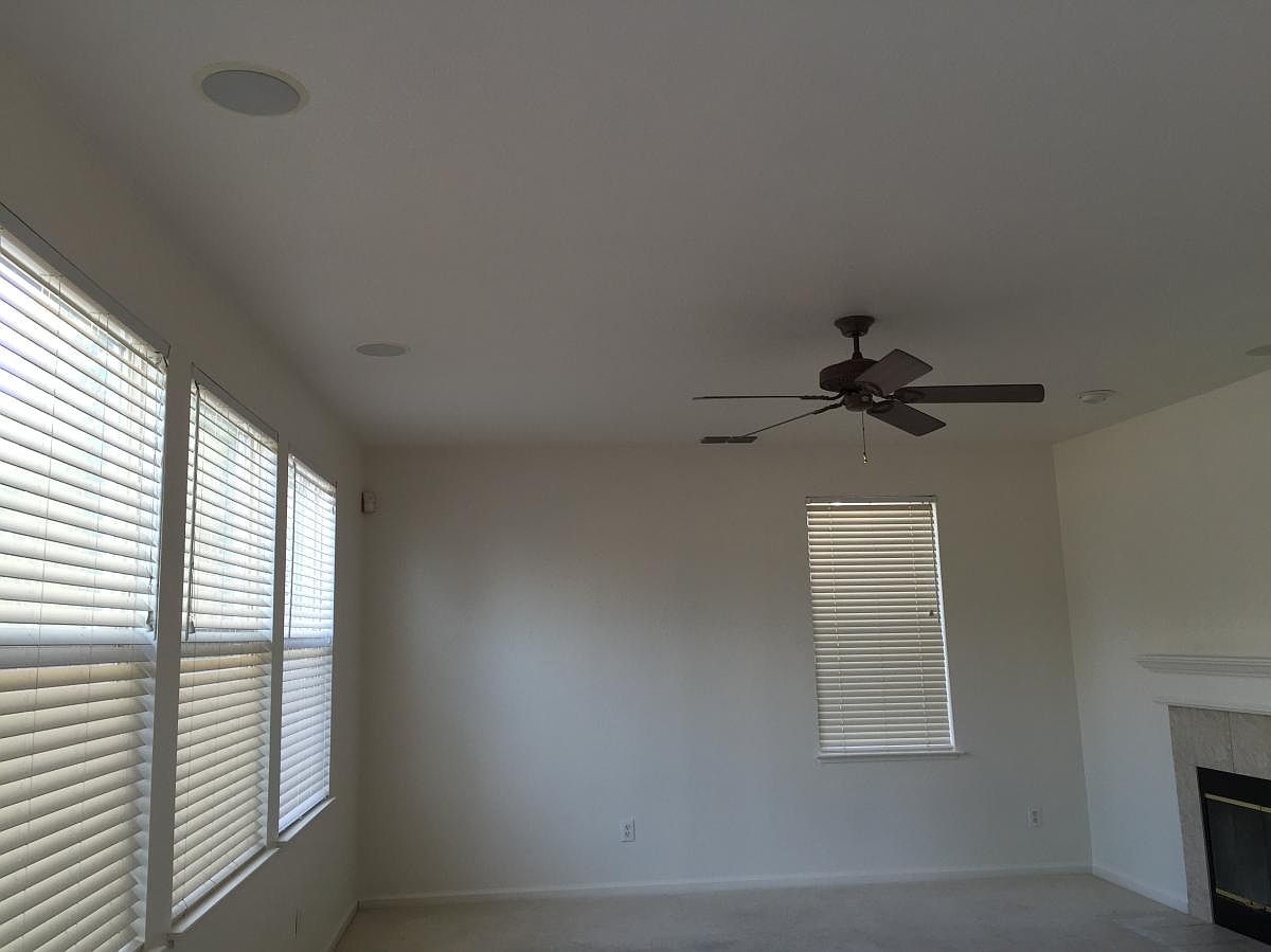 2419 Kaiser Way photo 3