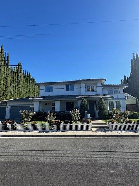 179 Pioneer Ave photo 4