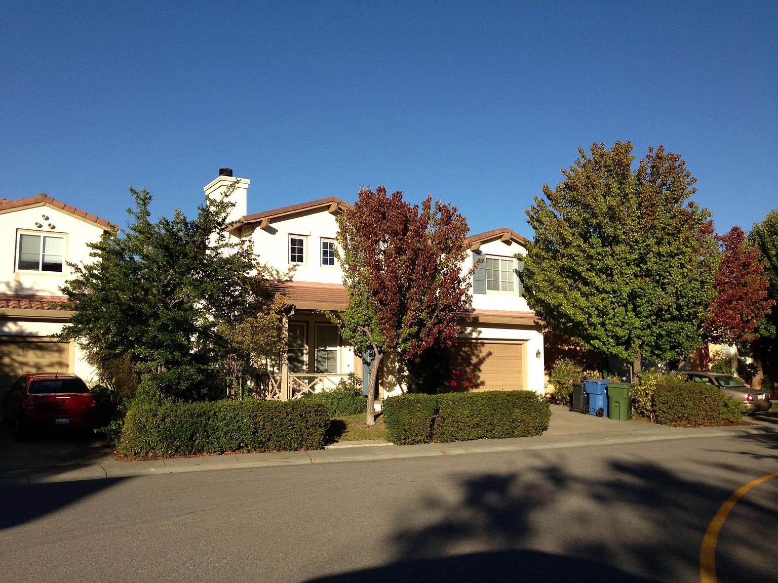 174 Pizarro Ave photo 2