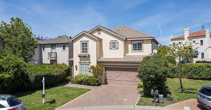 23 Greenham Ct photo 4